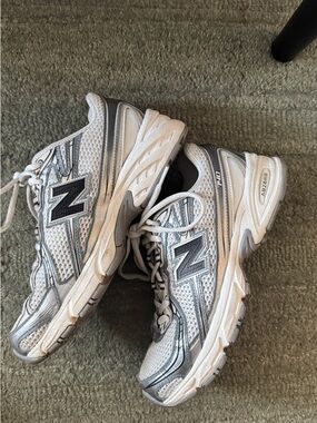 New Balance Women's Sneakers